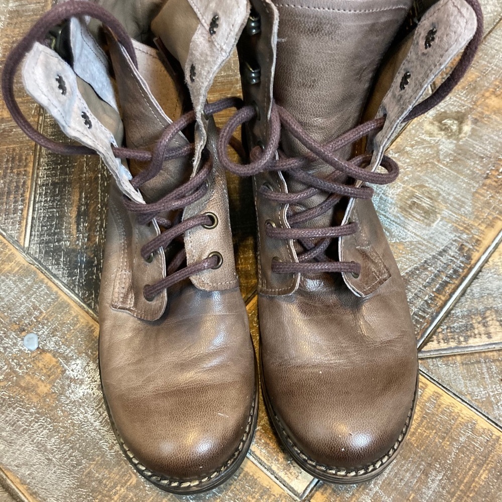 Sesto Meucci distressed leather ankle boots. Sz 37